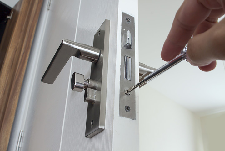 Our local locksmiths are able to repair and install door locks for properties in Mosborough and the local area.